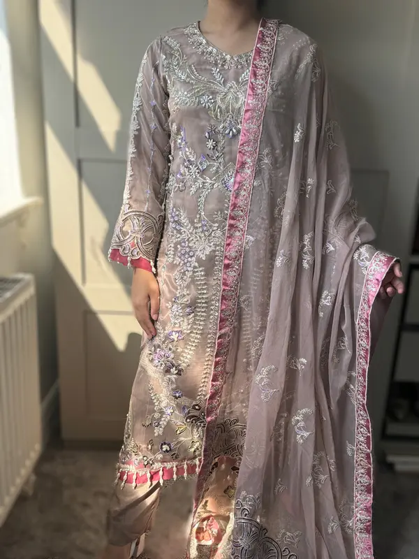 Eyanas Elaf inspired 3pc heavy mauve pink embroidered suit 0