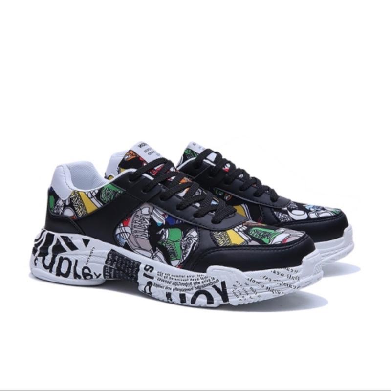 Trend Graffiti Outdoor Sport Shoes for Men (Color:Black 3