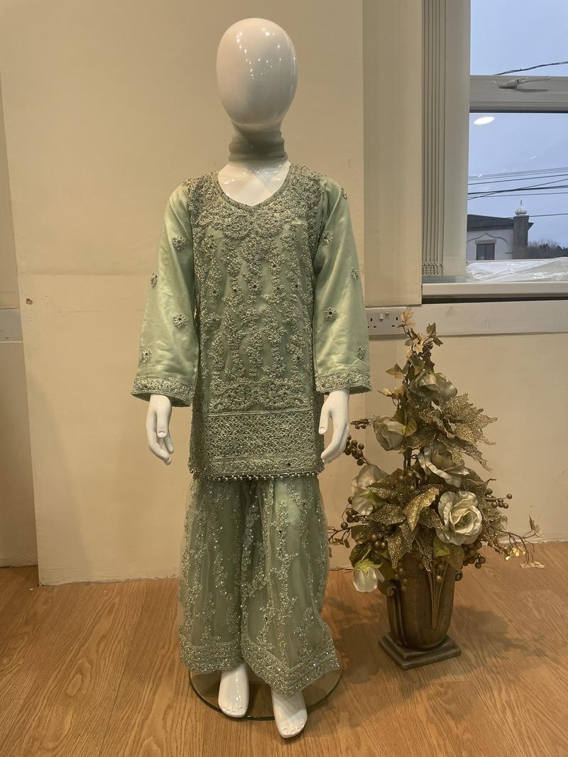 Product Introduction of Menaal’s Kids Embroidered Wedding Sharara Pret 3
