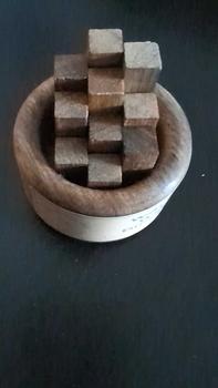 Product Review of Walnut Wood Aromatherapy Diffuser for Essential Oils Fragrance Perfume Freshener Woody Scented oil pure blend from A** N**e 0