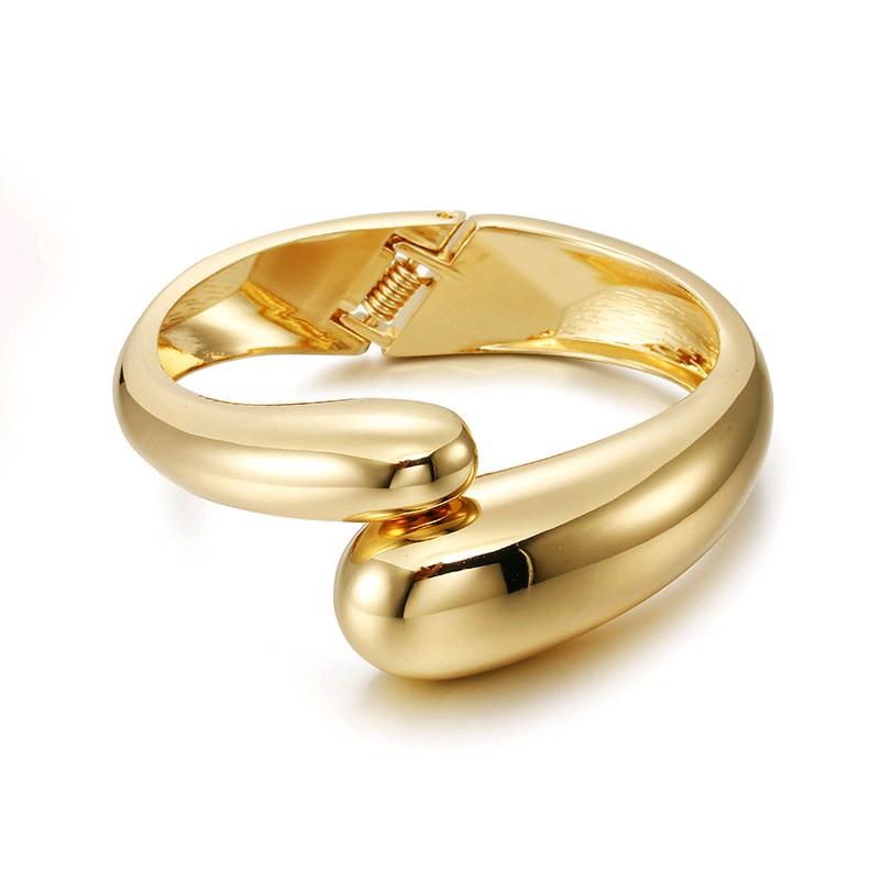 Gold Chunky Statement Cuff Bangle- On Trend Gold Statement Bangle For Women-Costume Jewellery 1