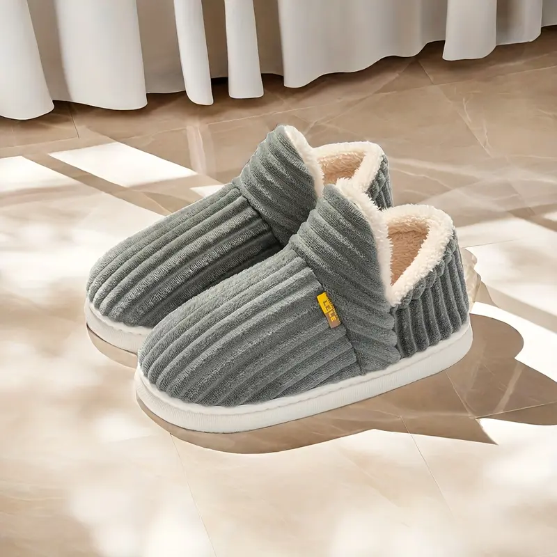 Cozy Warmth Indoor Slippers – Plush-Lined, Solid Color, Easy Slip-On, Comfortable Wear 4