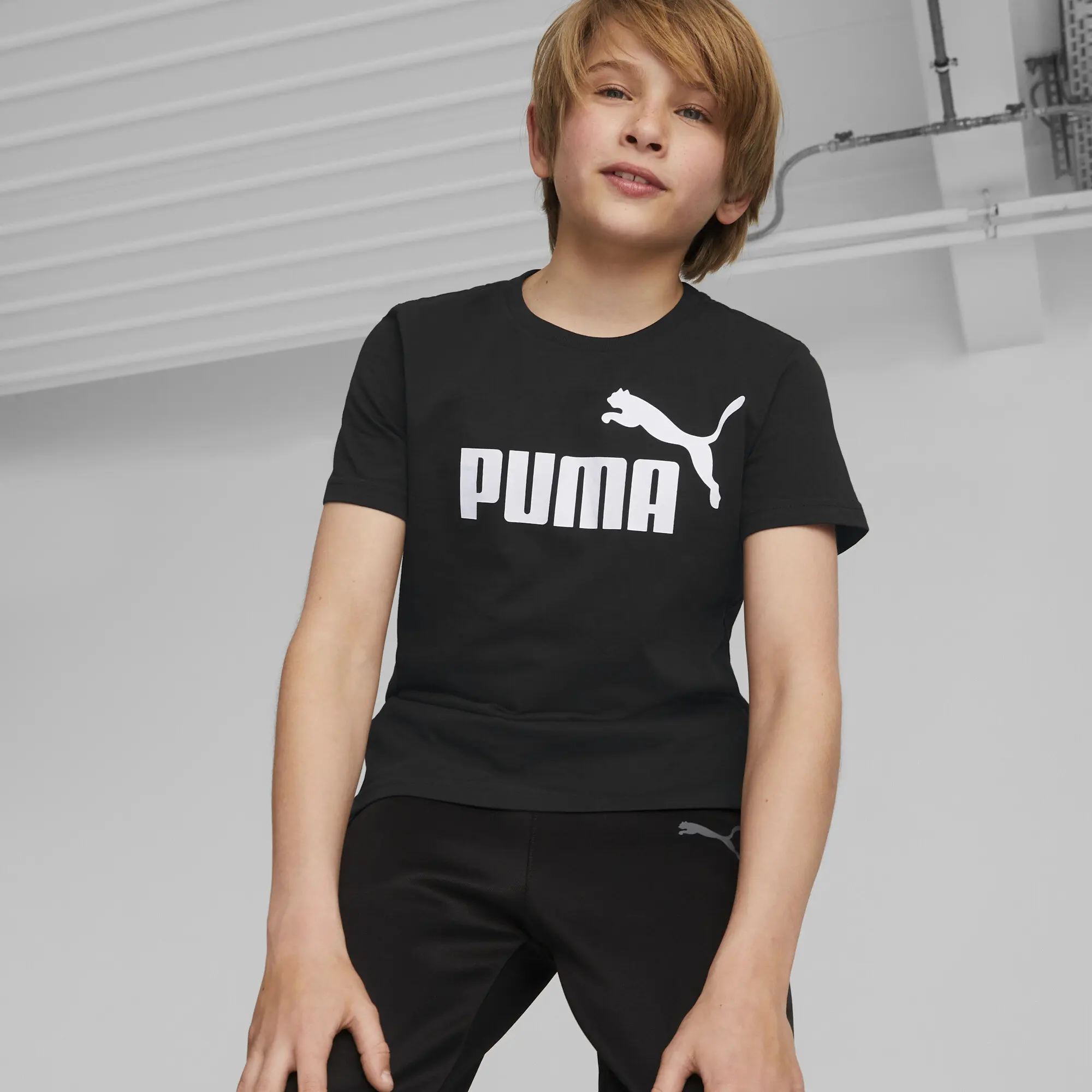 PUMA Kids Unisex Essentials Logo T-Shirt