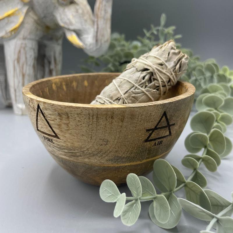 Wooden Smudge and Ritual Offerings Bowl 0