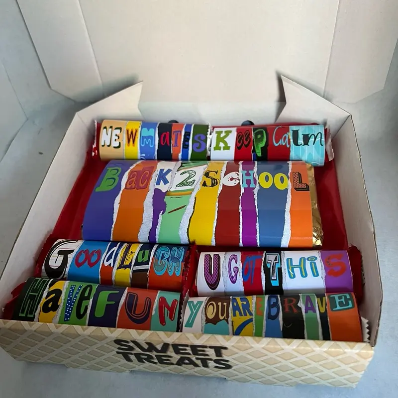 Back to school chocolate gift box.  The perfect novelty gift for anyone in your life! For birthdays, Christmas and Easter! A delicious sweet snack in a choice of flavours. 1