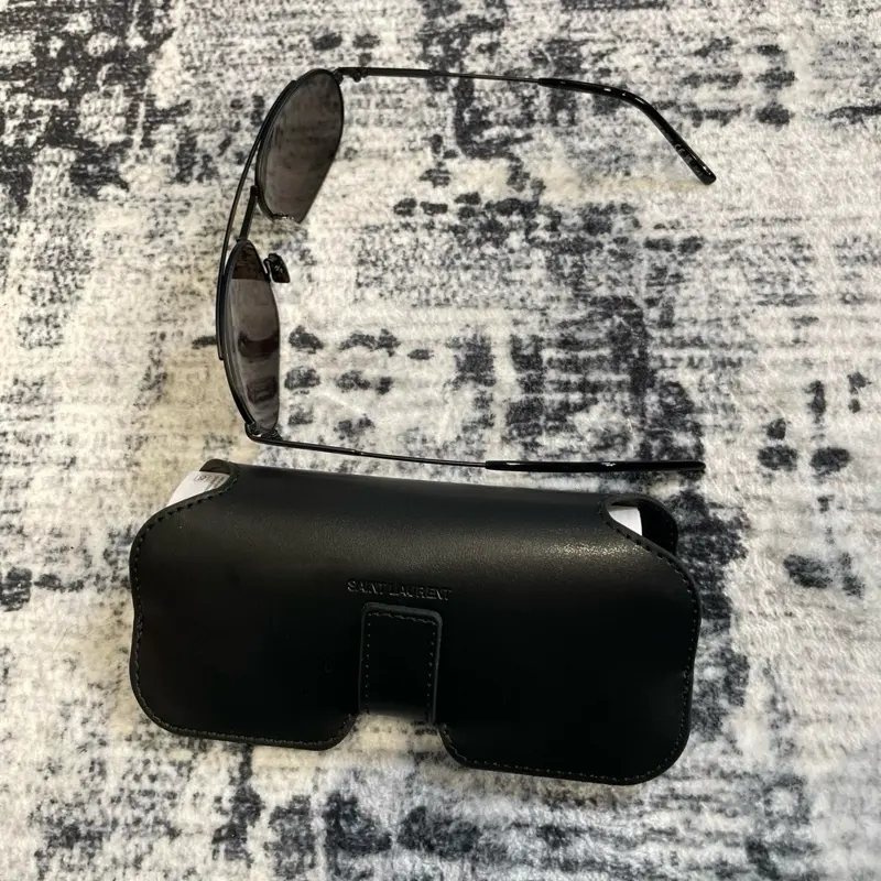 Pre owned - Saint Laurent 561 Edgy Pilot Metal Sunglasses - Black - L33 4