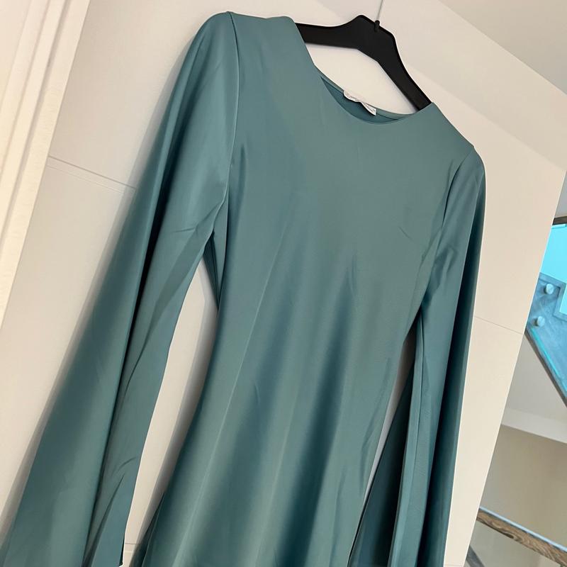 Maxi dress with tie back strings (6/12) 1