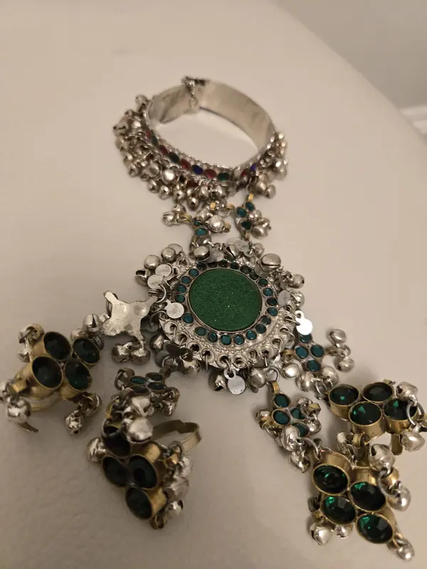 Afghan style Handpiece for women 3