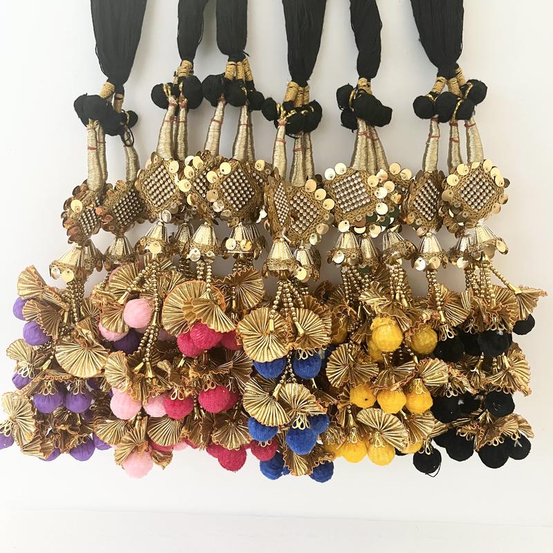 Product Introduction of Long Paranda Hair Braid Paandi with Mirrors Ladies Choti 2