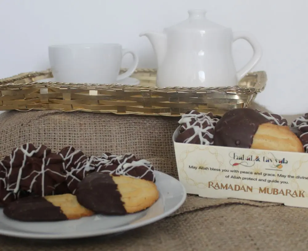 Halal & Tayyab Ramadan Special Assortment Biscuits with Chocolate 220g x1