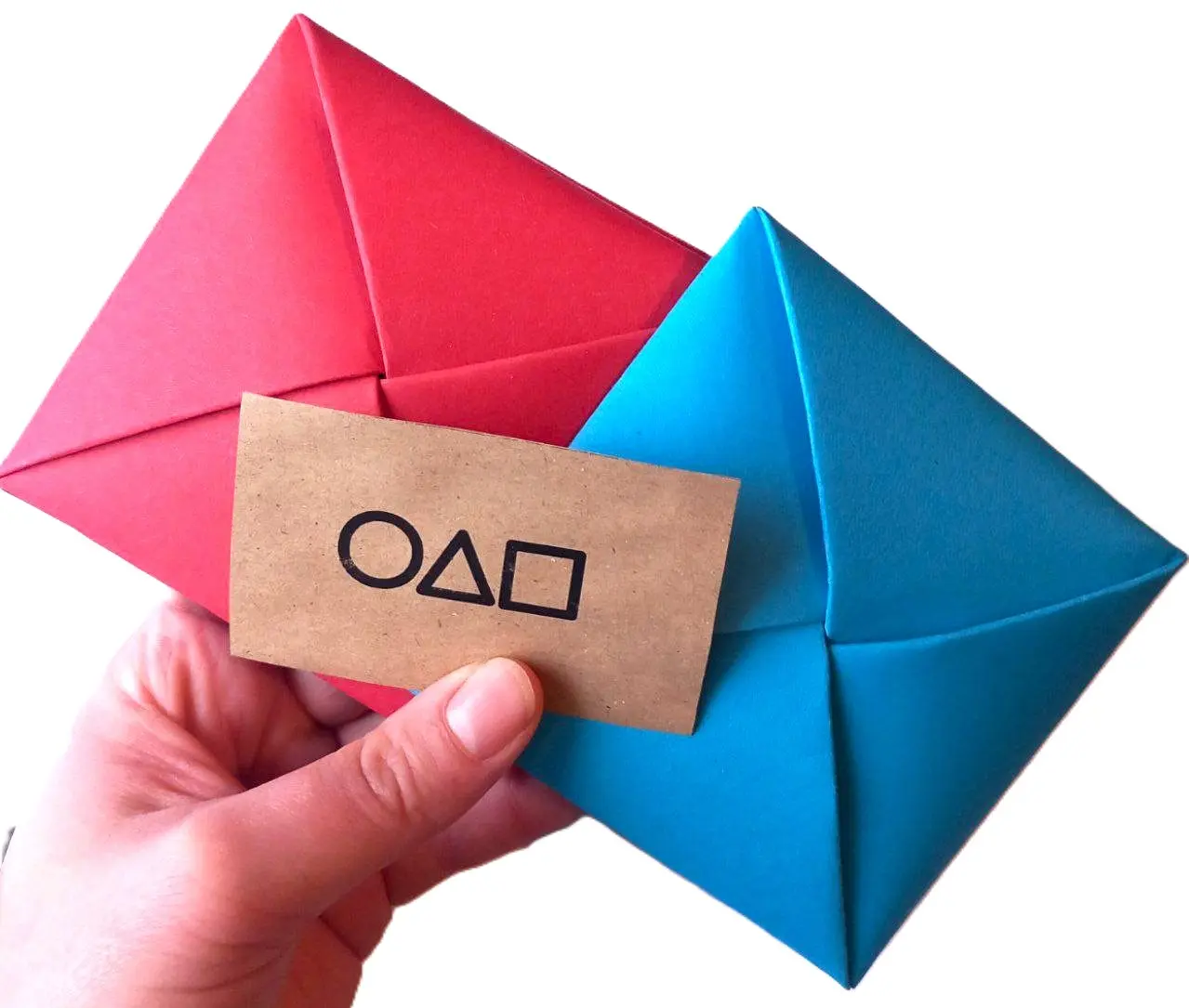 Ddakji Traditional Korean flipping squid game with invitation card battle flip challenge Blue Red