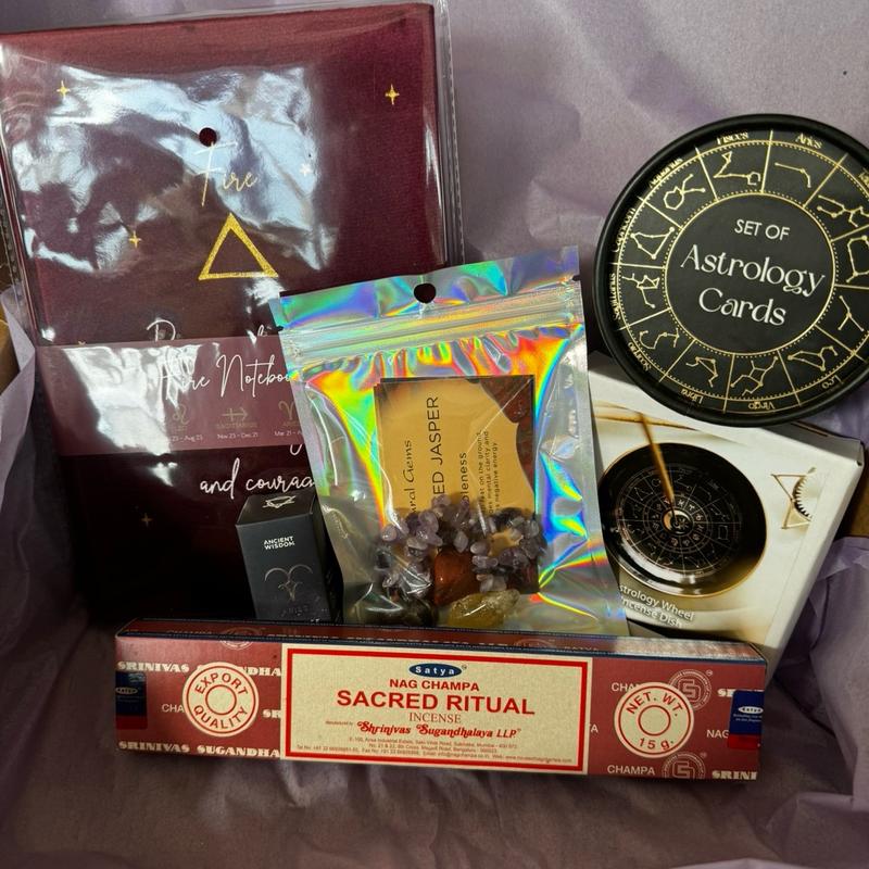 Star Sign Bundle: Bundle Tailored Specifically To Your Star Sign! Includes A Candle, Star Sign Adjacent Crystals & Bracelet, Plus Oil/Trinket Dish/Incense Holder/Astrology Cards/Tealight Holder 2