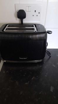 Product Review of 2 Slice Black Toaster - 7 Browning Controls, Defrost, Reheat & Cancel Settings - Making Toast Quickly & Evenly from B**u 0