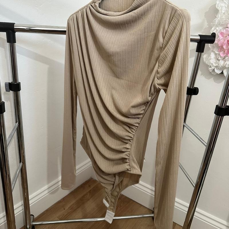 Ruffle body suit 4