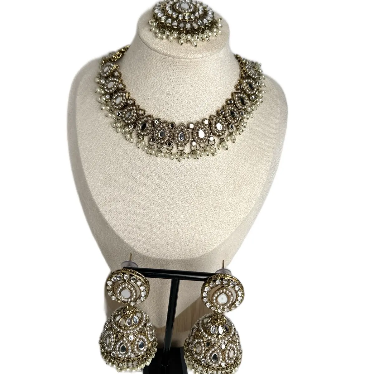 Lightweight Necklace with Big Jhumka Tikka Set for Women