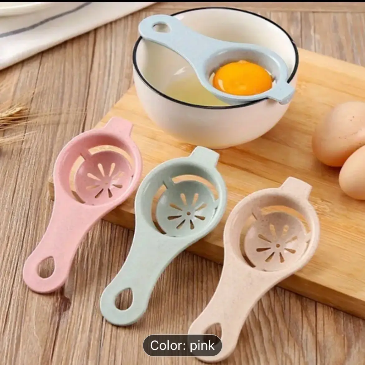 Kitchen Gadget for Easy Egg Separating - 1pc Plastic Egg Yolk and White Separator - Utensils