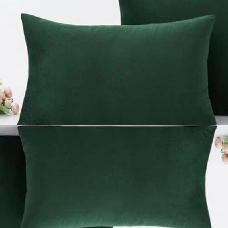 Product Introduction of 2x Luxury Polycotton Plain Pillowcases Standard Size 50x75cm Housewife Pair Vibrant Multiple Colors Easy Care 3