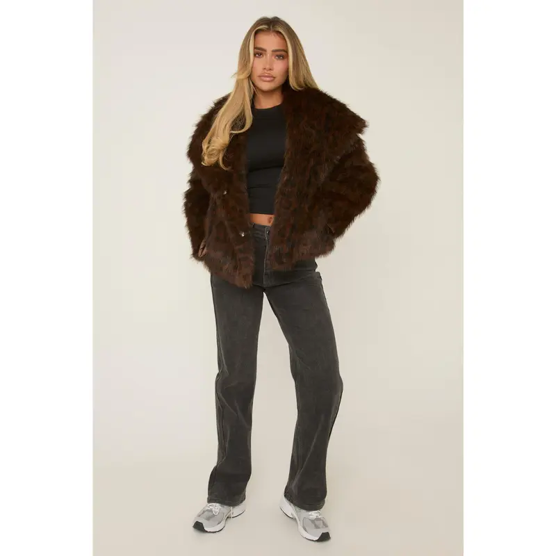 Dania Womenswear Rebellious Fashion Leopard Print Faux Fur Cropped Coat 8