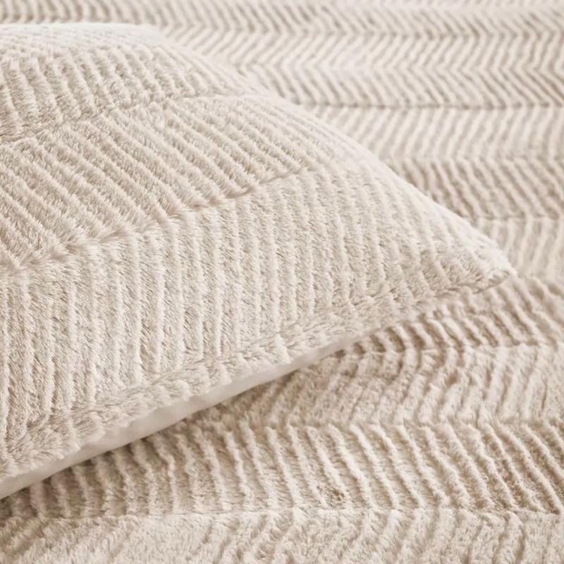 Silent night faux fur duvet set *Soft touch *Fleecy feel *No ironing *Cosy *Teddy bedding double 6