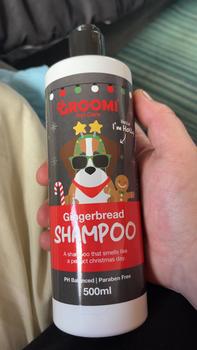 Product Review of Groomi Pet Care | Gingerbread Shampoo | For Dogs | Made in the UK | Vegan friendly | PH Balanced | Paraben Free | 30 day return Policy | Soothing & Nourishing | 500ml Bottle | from D**d 0