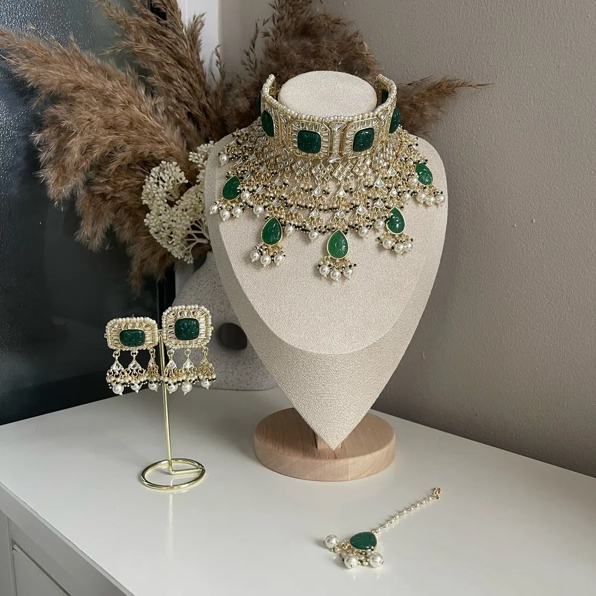Heavy Indian Jewellery Set with Necklace, Earrings and Tikka - Available in 2 colours