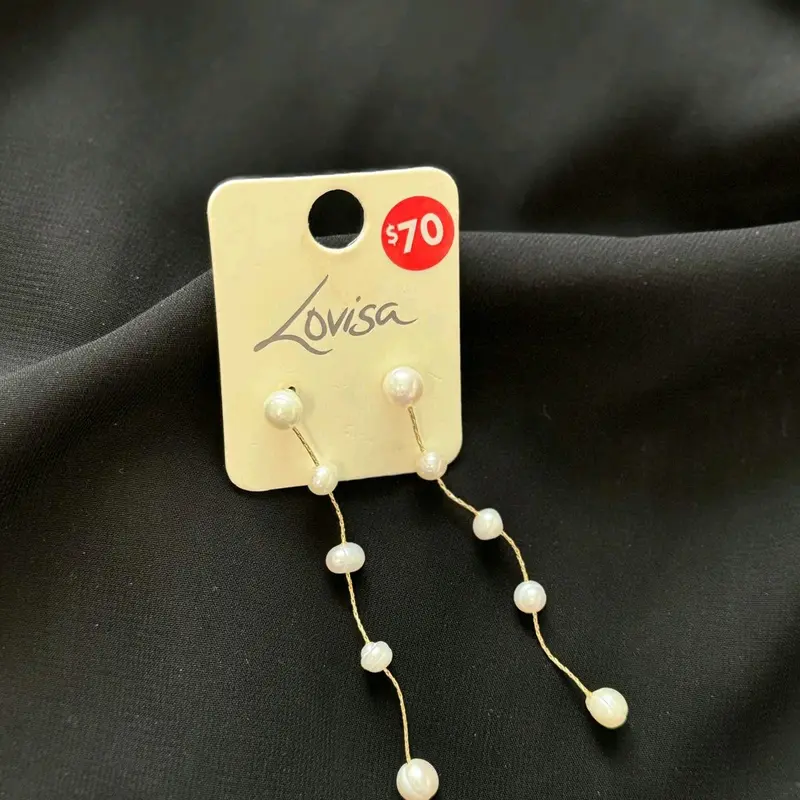 Lovisa Brand Girls' Beautiful Pearls Earrings 3