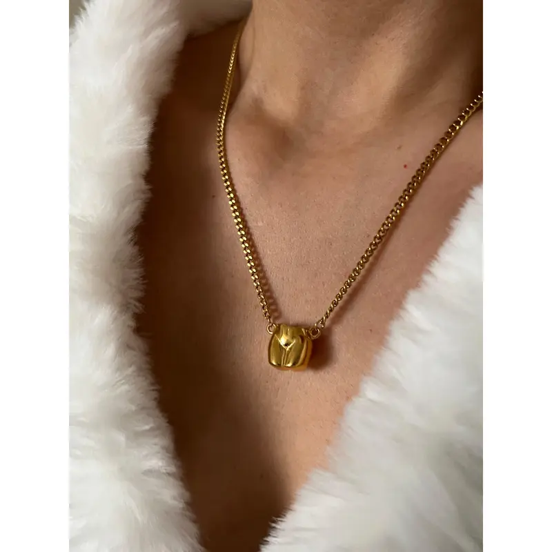 BODY NECKLACES 3