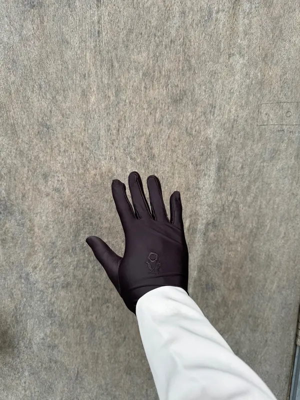 Rose embroidered islamic muslim gloves 4