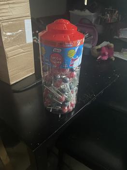 Product Review of VIDAL LOTTA LOLLIES SOUR LOLLIPOPS (150 PIECES). TONGUE PAINTER. MIXED FLAVOURS. HALAL from N**8 0