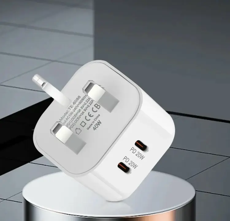 Type C PD 20W Fast Charging Adapter, Portable 2 In 1 Fast Charging USB C Adapter for iPhone iPad, Phone Accessories, Office Accessories