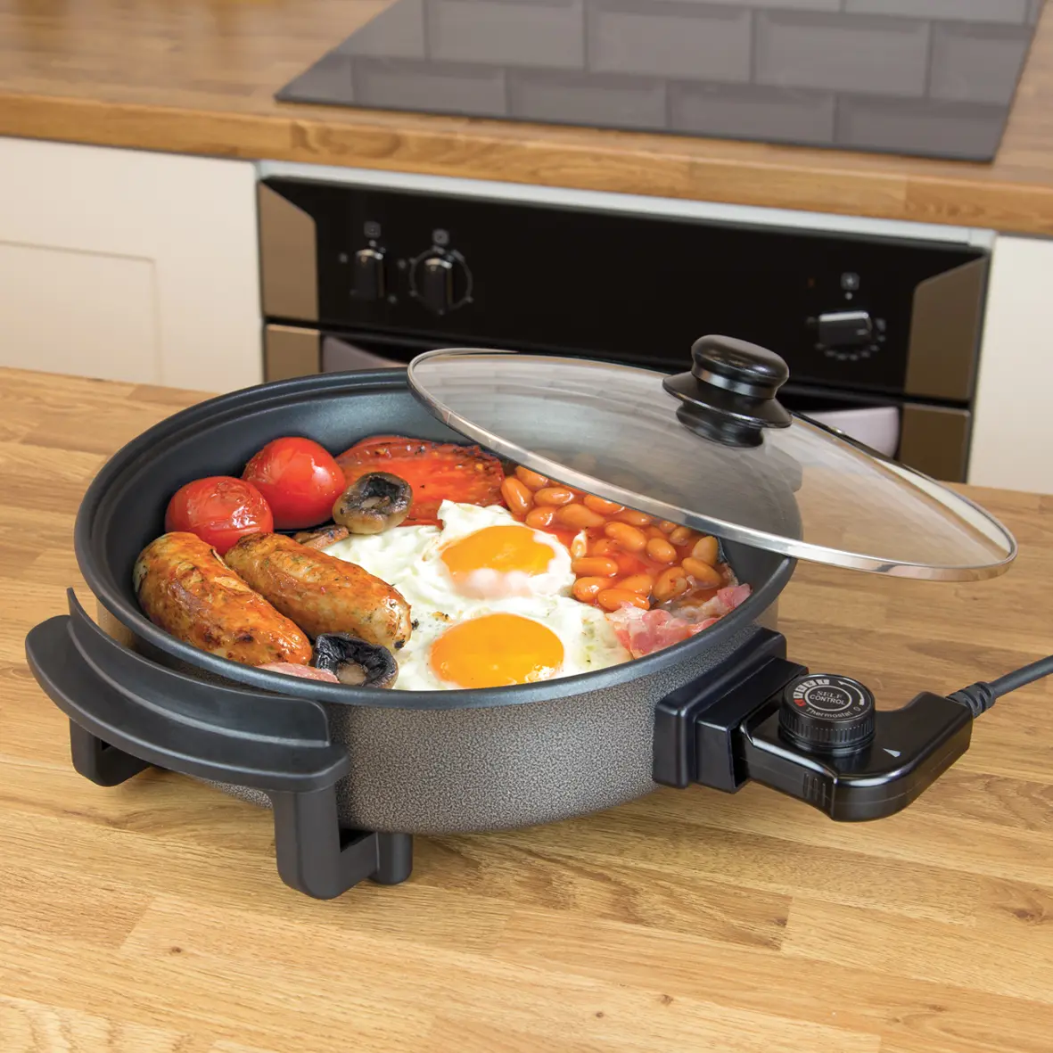 Quest 30cm Multi-Function Electric Cooker Pan with Lid / Adjustable Thermostatic Control / Non-Stick Aluminium / 30 x 30cm Surface / Detachable Power Cable For Serving