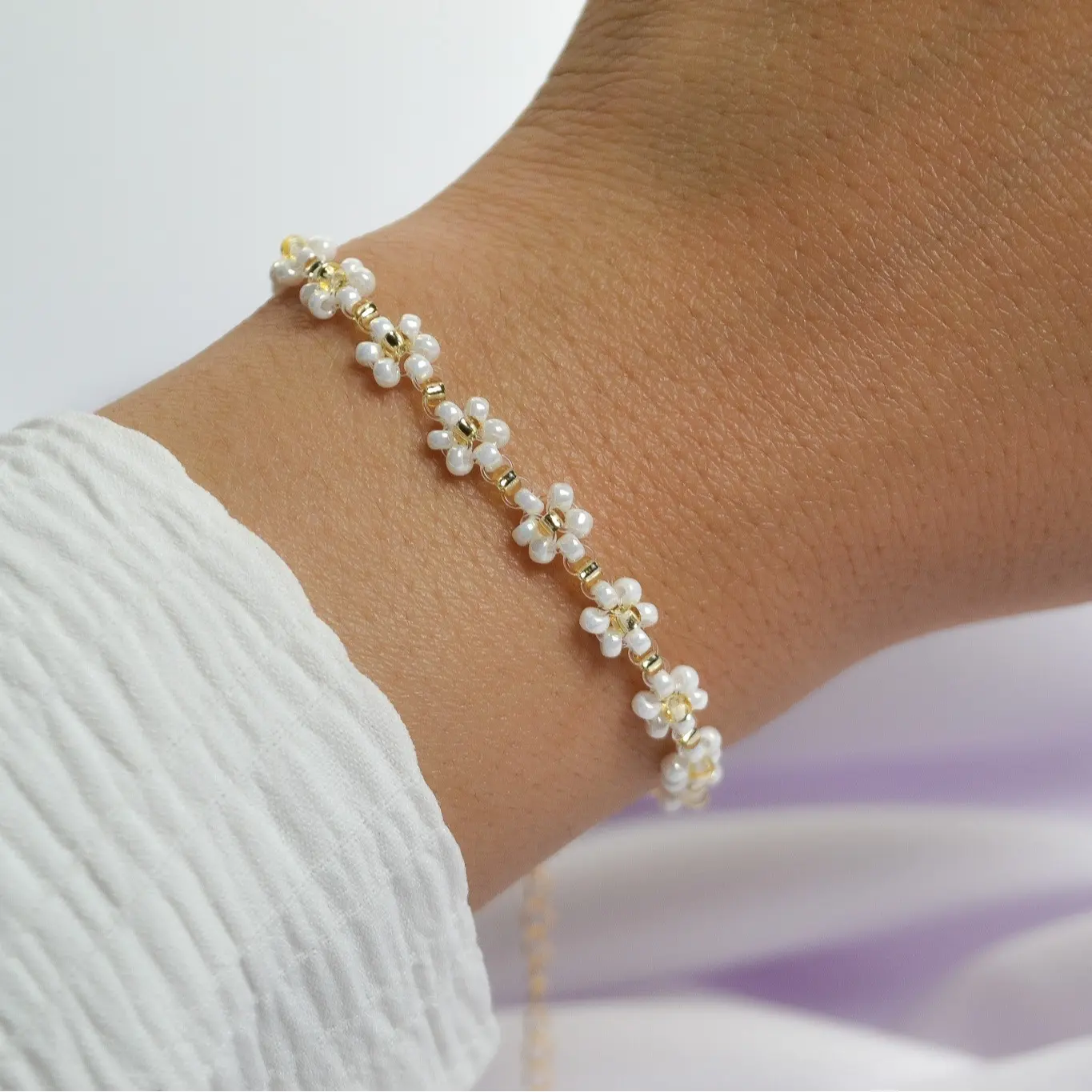 Dainty Petals, 18kt gold vacuum plated stainless steel (Tarnish Resistant), Handmade Beaded Flower Bracelet, Dainty Flower Bracelet, Handmade Jewellery, Gift for Her, Graduation Gift, Birthday Gift