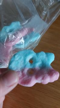 Product Review of BUBS SELECTION 100 GRAMS EACH - FOAMY AND FIZZY SWEETS - SKULLS, OVALS, BOLTS, from p**7 1