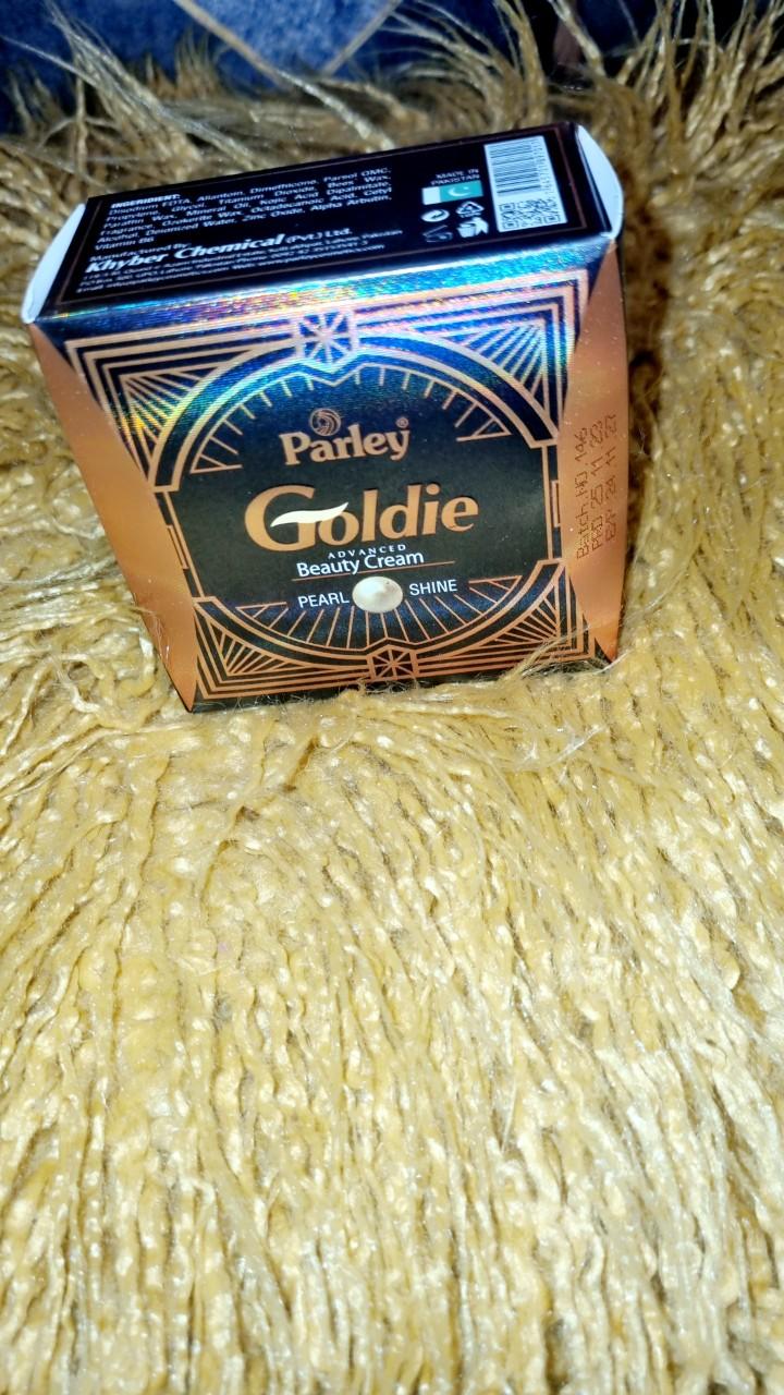 Product Introduction of Goldie Skin Repair Smooth Comfort Skincare 1