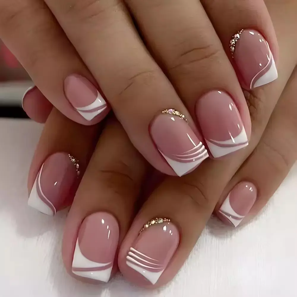 Medium Short Press On False Nails French Manicure White Tips With Nude Glue Girls Fake Nail Ballerina Acrylic Nails Diamond Custom Medium Coffin French 24pcs/Box Nail Tips Nails with Jelly Flash Artificial nails for Women pressonnails lovers