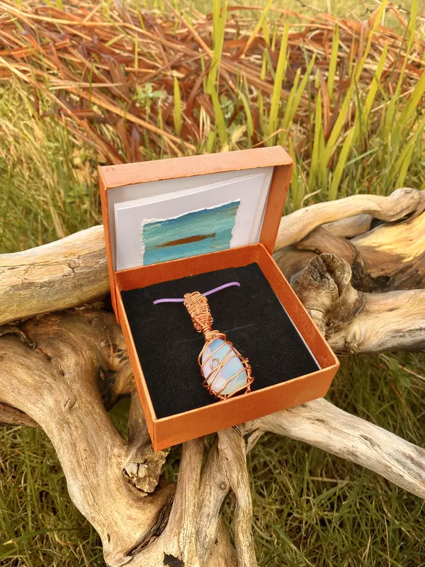 Turnstyle McQs Moonstone Wire Wrapped Crystal Necklace Pendant - Handmade Sculptured Design, 18" Length 2