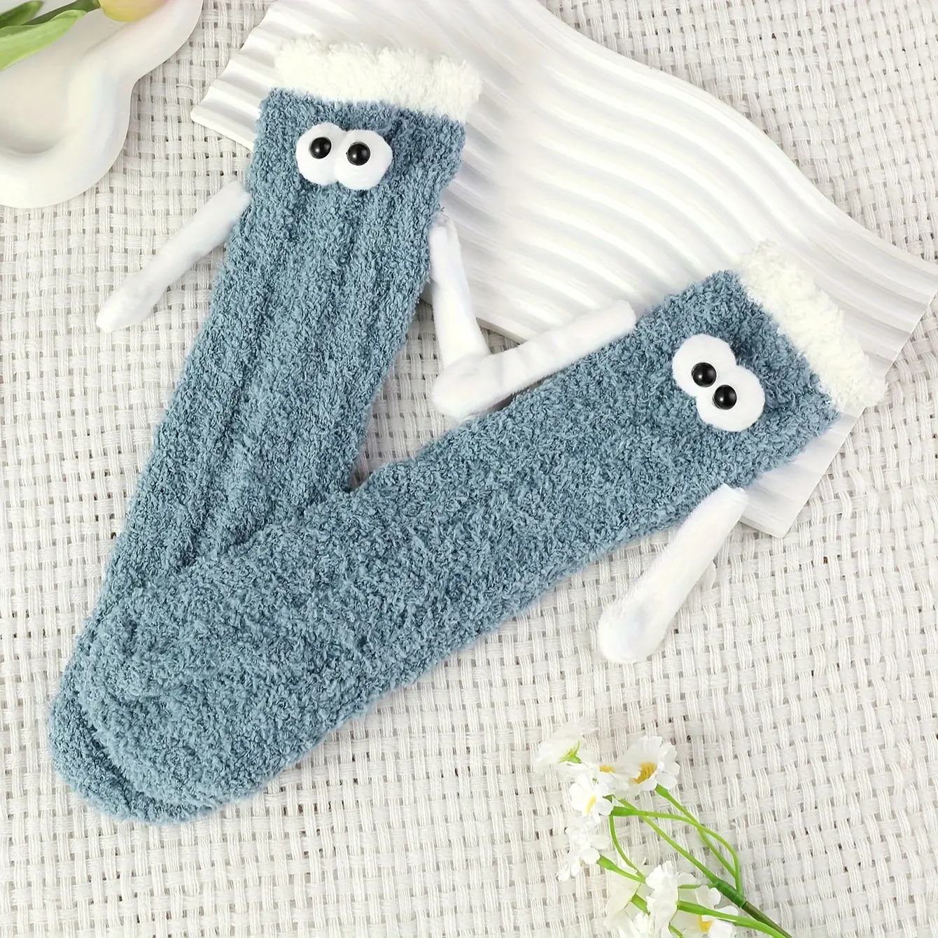2 Pairs Cozy Coral Fleece Couple's Socks - Cute & Quirky Hand-in-Hand Design, Thick for Warmth, Perfect for Best Friends & Lovers