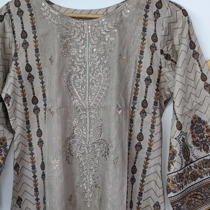 Beautiful Lawn Embroidery 3pc Suit, Baige, with Chiffon Scarf and trouser. Comfort Womenswear Overalls 2