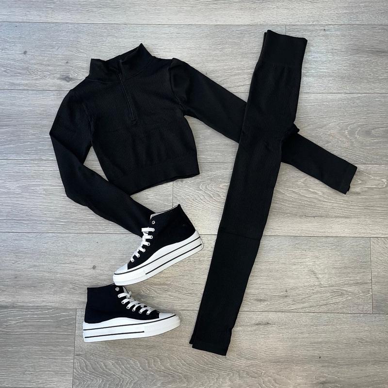Carter quarter zip crop and legging set 1