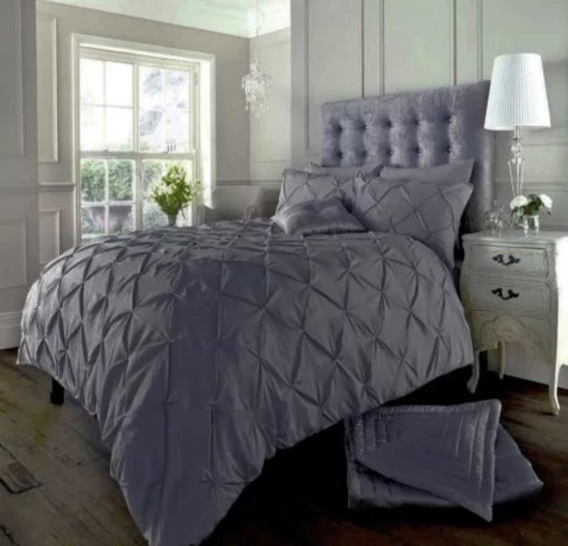 Product Introduction of Alexander duvet covers for bedding Alexander PinTuck Quilt Duvet Cover with Matching Pillow Case Reversible Comfortable Bedding Set Home Decor 14