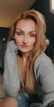 Product Review of WUNDERBROW EYEBROW GEL from undefined 0