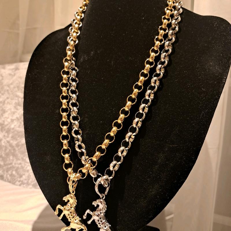 horse pendant on medium weight belcher chain gold or silver plated available stainless Steel 24inc length 8
