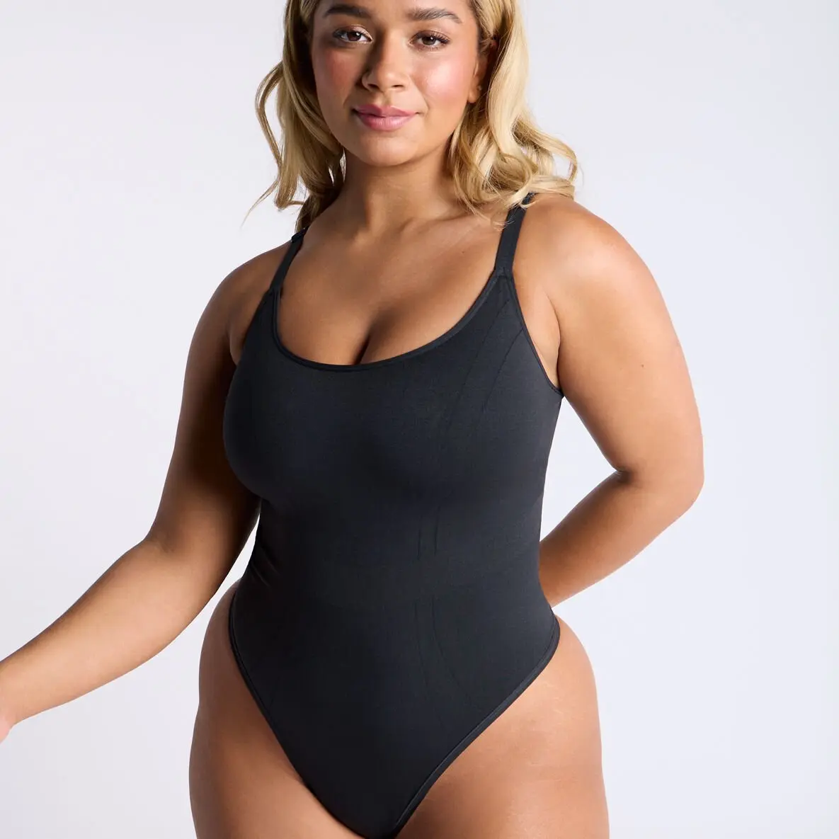Smoothing built-in support bodysuit