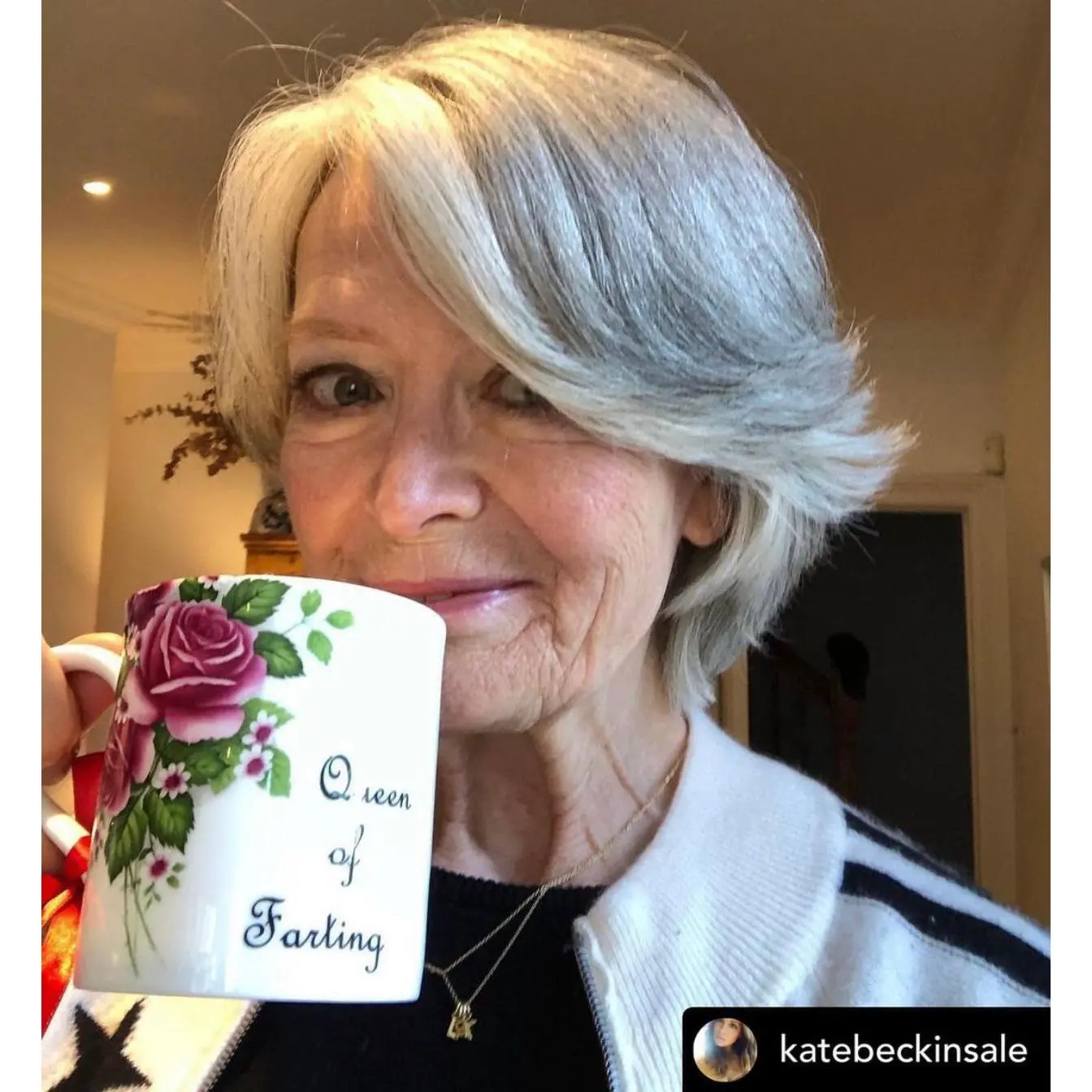 Queen of Farting mug