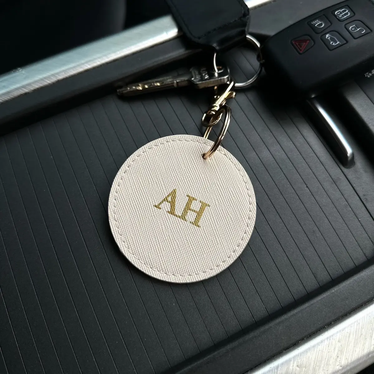 Personalised Round Keyring, key ring, initials, personalised gift, car keychain, bag charm, gift ideas, stocking filler