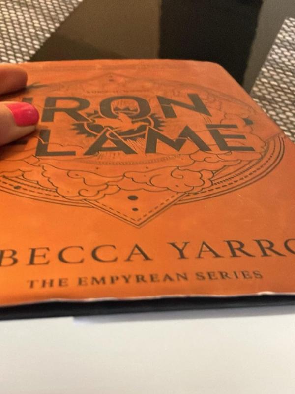 Iron Flame: DISCOVER THE GLOBAL PHENOMENON THAT EVERYONE CAN'T STOP TALKING ABOUT! (The Empyrean) Paperback 4