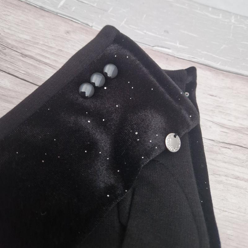 Black Velvet Glitter Boxed Gloves 2