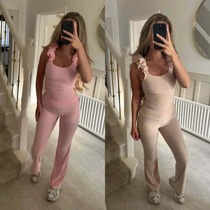Double Lined Frilled Lounge Set