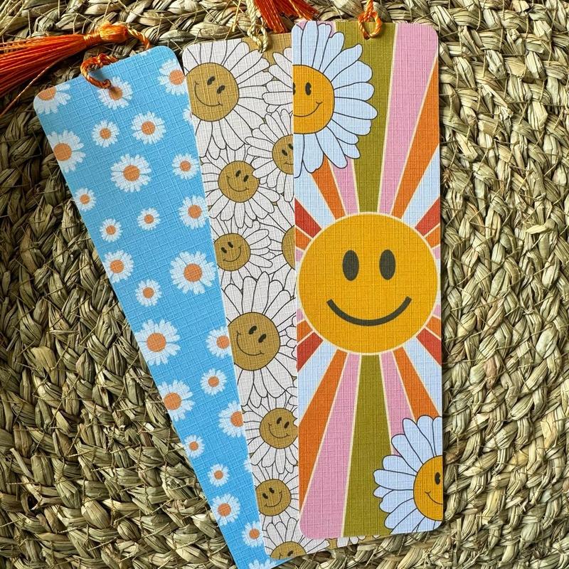 Aesthetic Girly Bookish Sunflower bookmark, Sunflower bookmark for Book Lovers , Linen Bookmark,Sunshine Bookmark, Reader's gifts 1