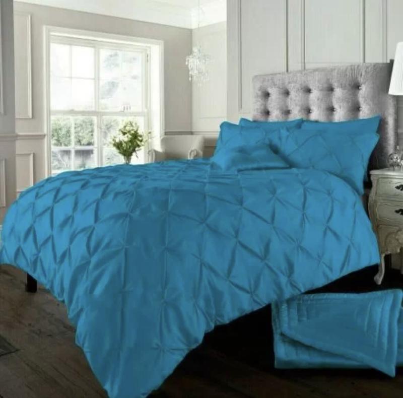 Product Introduction of Alexander duvet covers for bedding Alexander PinTuck Quilt Duvet Cover with Matching Pillow Case Reversible Comfortable Bedding Set Home Decor 3